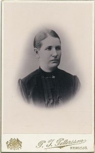 P.J. Pettersson visitkort Bergsjö (PF166655).