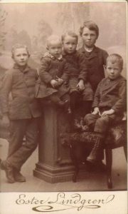 Ester Lindgren visitkort Söderhamn (PF80361).